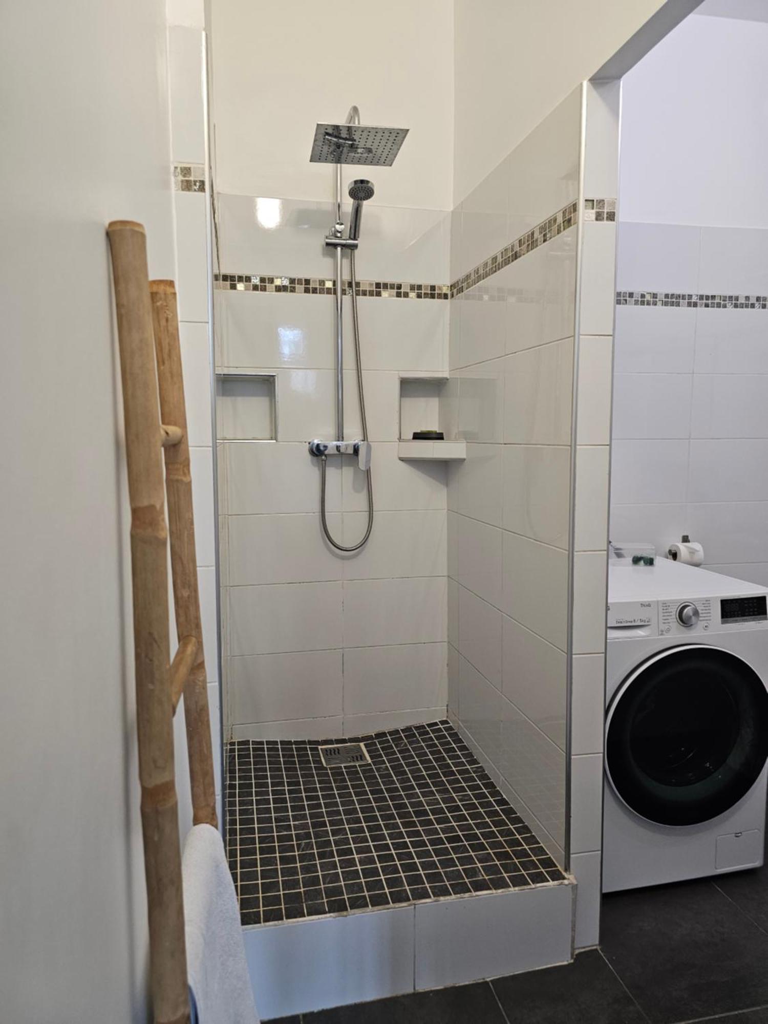 Charmant Pied-A-Terre Coeur De Ville Пойнт а Питр Екстериор снимка